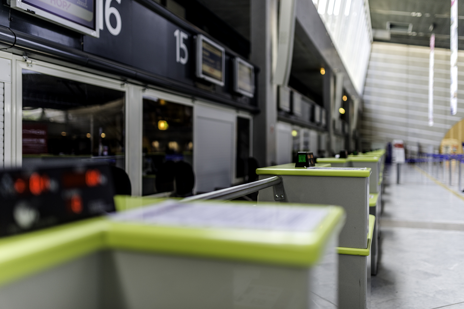 banques enregistrement vol aéroport Montpellier