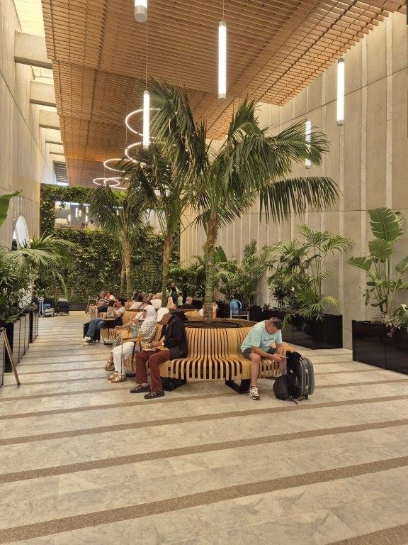 mur vegetal hall departs