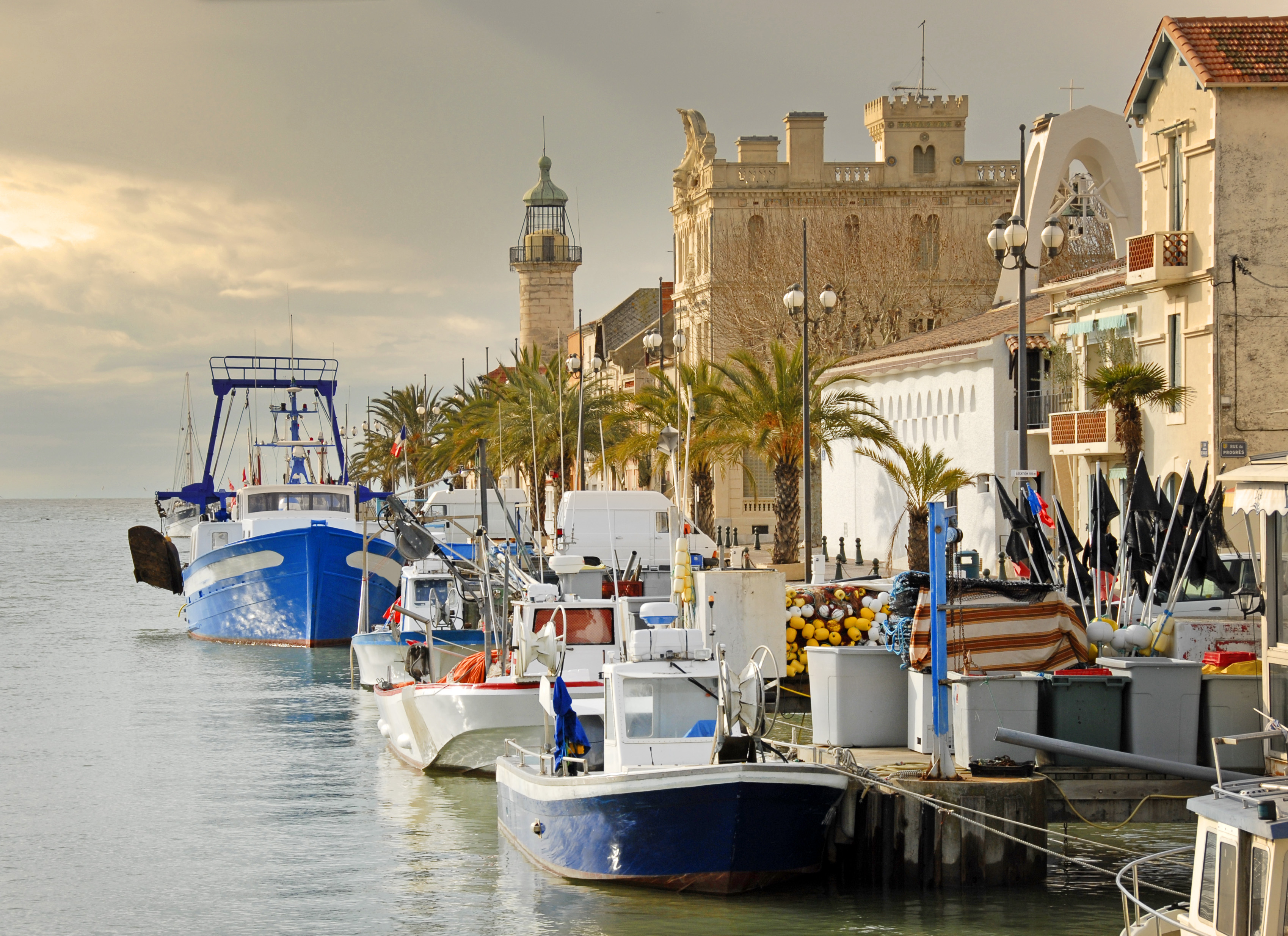 port grau du roi gard